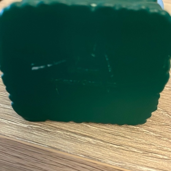 Hallmark: 1997 Waitin’ on Santa Winnie the Pooh Keepsake Ornament - Picture 9 of 9